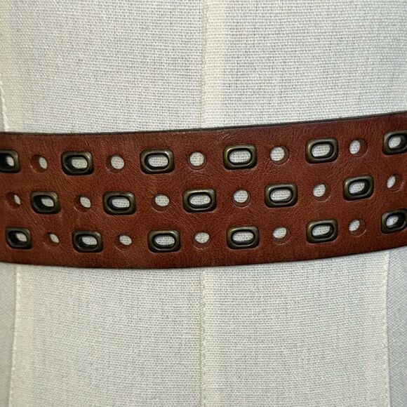 Vintage Ralph Lauren Leather brass grommet belt sz M EUC - Picture 3 of 12